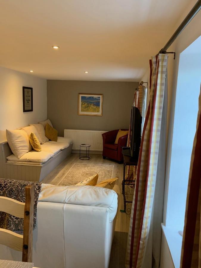 Hill House - Mews Town House, In A Quiet Private Close, In The City Centre Of Inverness. Buitenkant foto