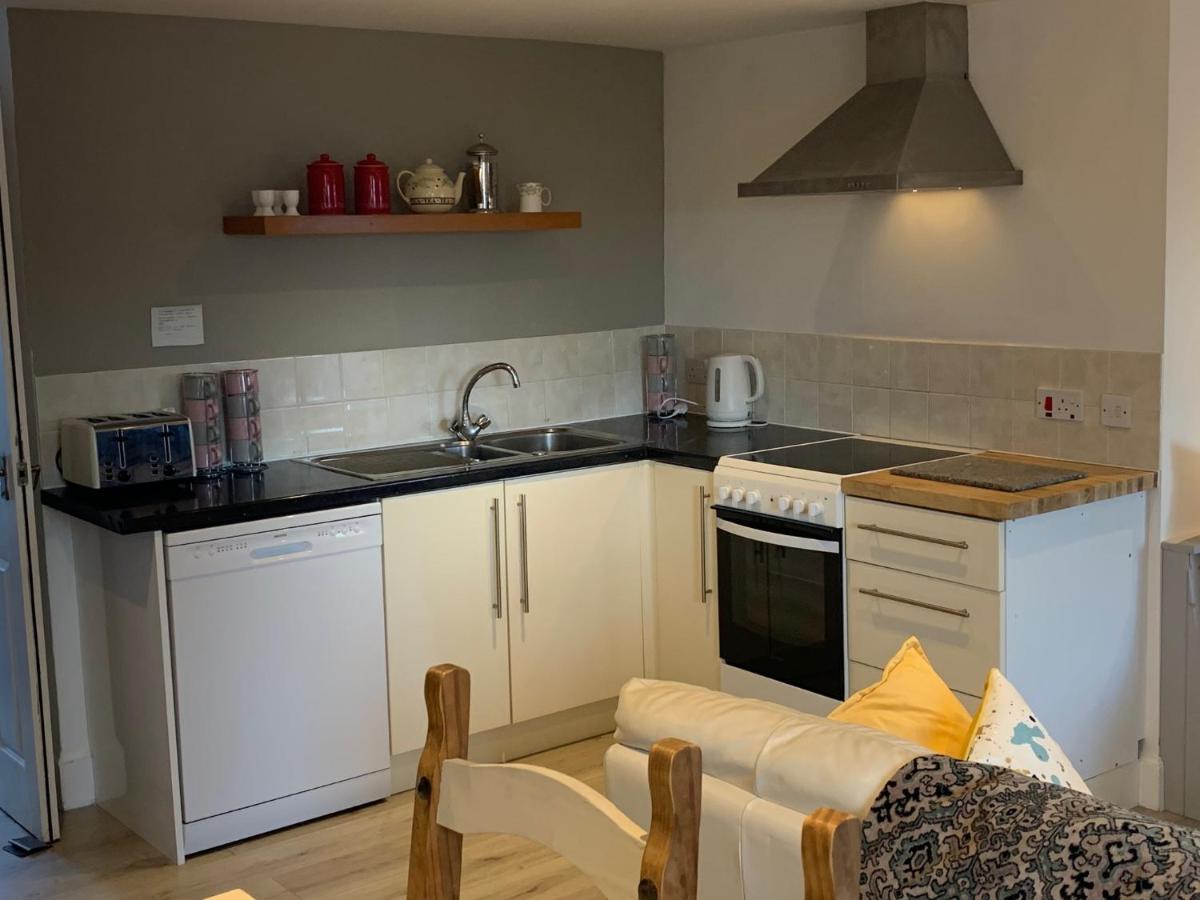 Hill House - Mews Town House, In A Quiet Private Close, In The City Centre Of Inverness. Buitenkant foto